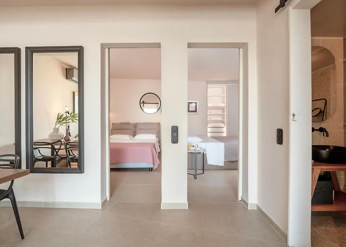 Luxury House With Private Pool At Elia Beach
